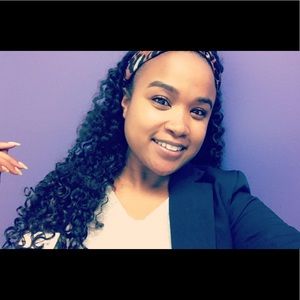 Meet your Posher, Jenica